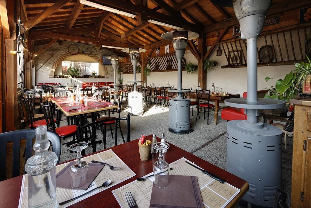 Hotel Restaurant Chez Pito Busque Eksteriør bilde